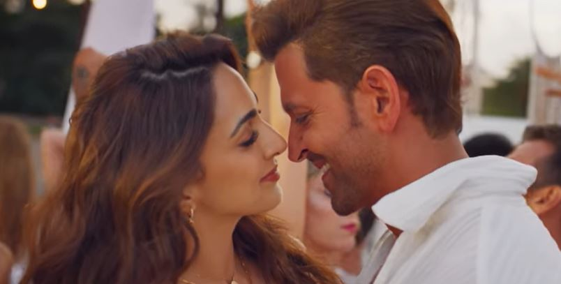 War 2 Song Awa Jawan - Hrithik Kiara Romantic Chemistry