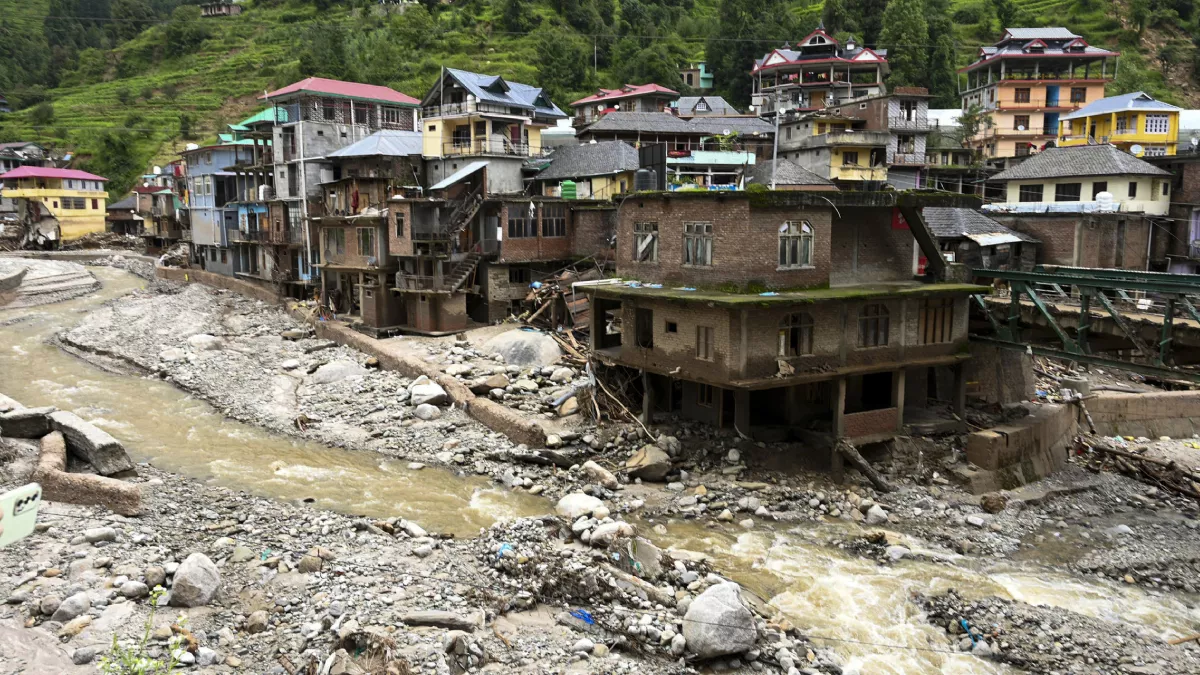 Himachal Pradesh Monsoon Tragedy: बाढ़, भूस्खलन और बादल फटने से 78 की मौत | Monsoon Havoc 2025