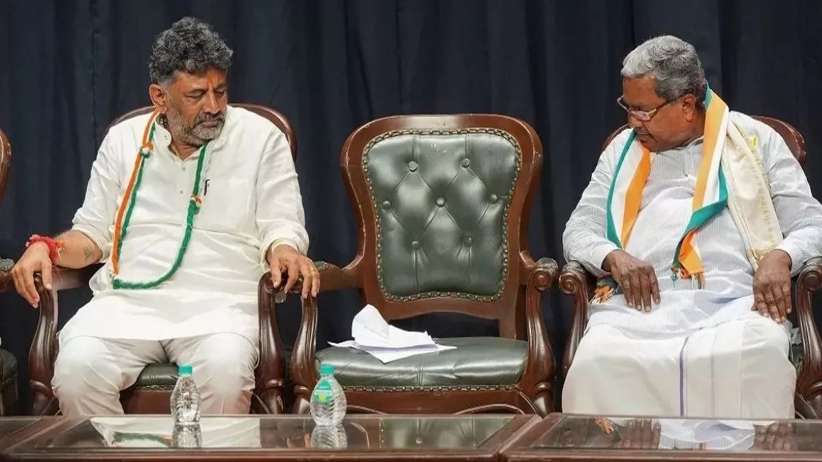 ‘सीएम मैं ही रहूंगा’: कांग्रेस आलाकमान की मुहर के बाद सिद्दरमैया का बड़ा बयान, शिवकुमार ने जताया समर्थन