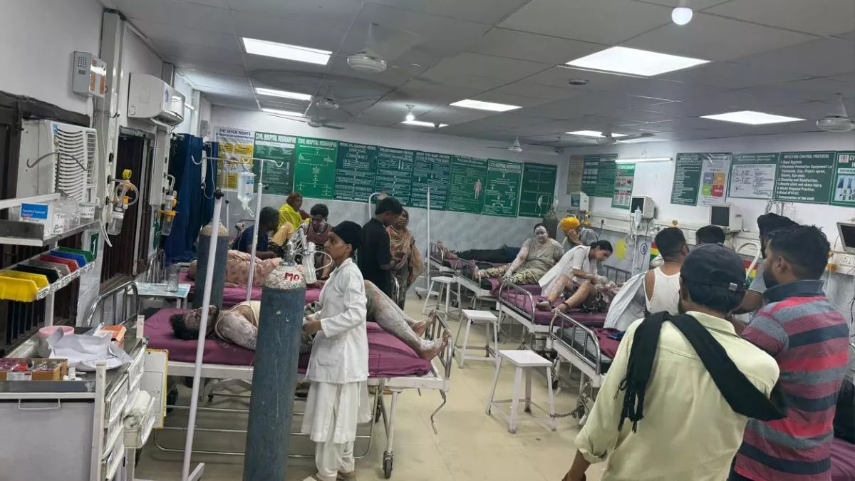 Punjab Hoshiarpur LPG Tanker Blast में मंडियाला गांव में आग, 100 से ज्यादा लोग झुलसे