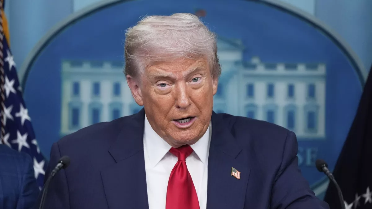 अमेरिका भारत से कितनी कमाई करता है? Trump Claims vs Reality